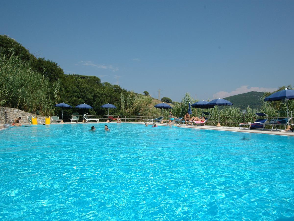 Aparthotel Rio D'Elba Rio dellʼElba Exterior foto